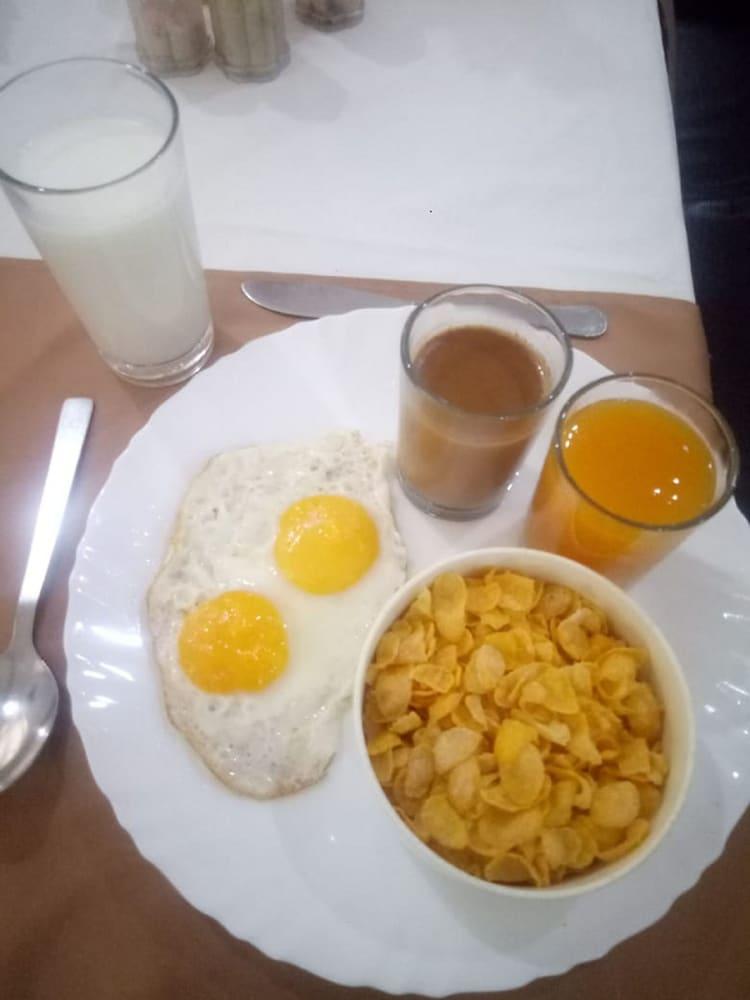 Hotel Lumbini International Bodh Gaja Zewnętrze zdjęcie