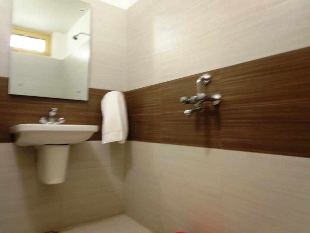 Hotel Lumbini International Bodh Gaja Zewnętrze zdjęcie