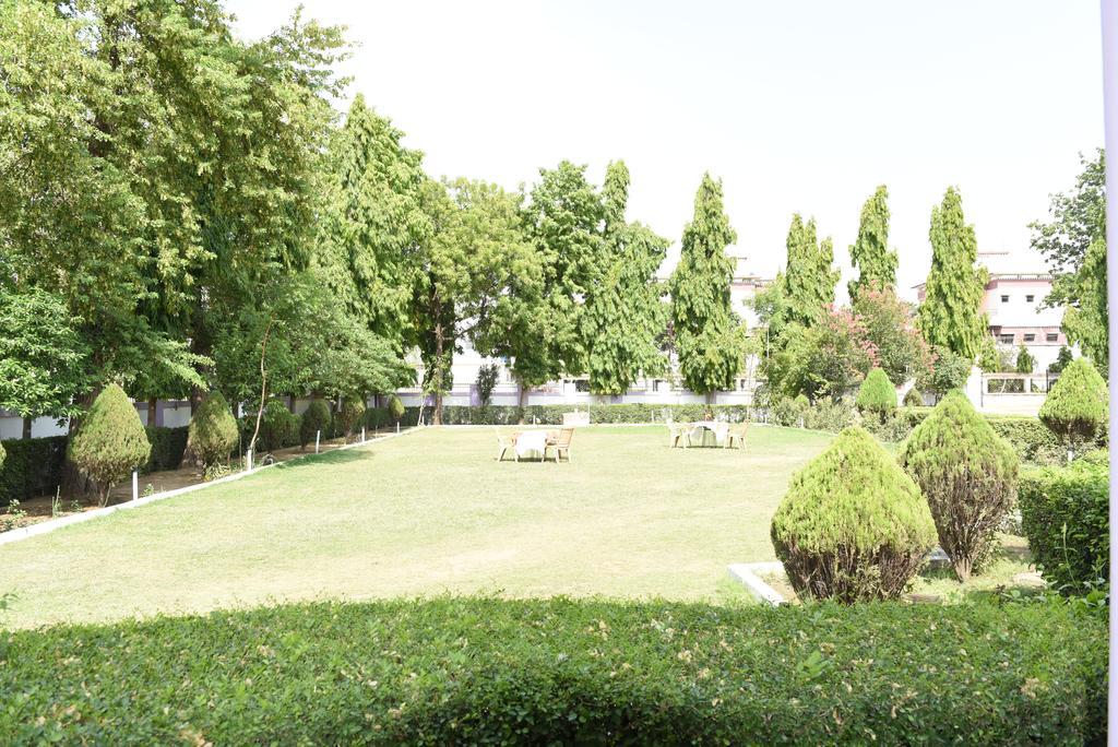 Hotel Lumbini International Bodh Gaja Zewnętrze zdjęcie